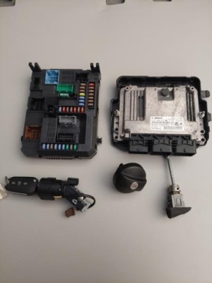 Peugeot 208 1.6 hdi 9666729580 набір стартовий фото №1