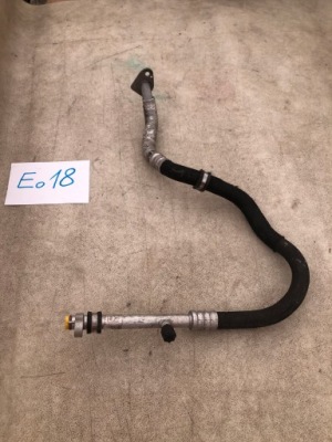 Шланг кондиционера mercedes a2308305515 фото №1