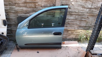 Дверь левый перед nissan almera 01r hb фото №1