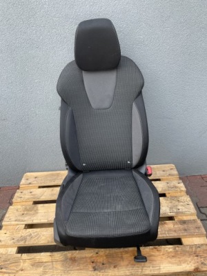 Skoda octavia iv сиденье пассажира правый фото №1