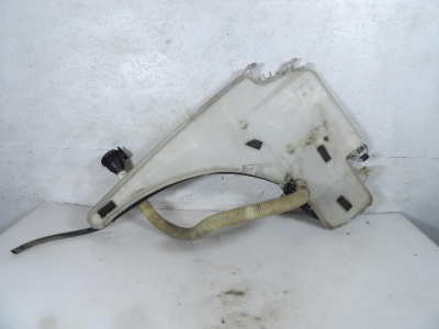 Bmw 1 e87 бачок омивача 7124231 фото №1