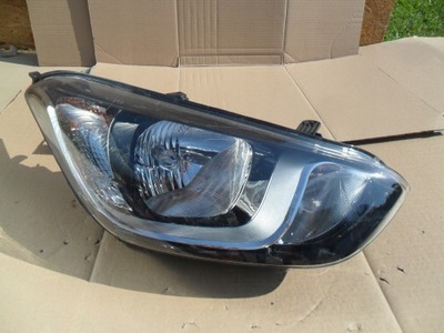 HYUNDAI I20 LAMP RIGHT 92102-4P500  