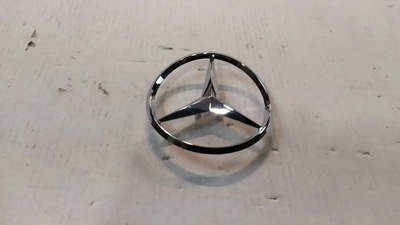 ŽENKLELIS EMBLEMA MERCEDES-BENZ CLS C219 