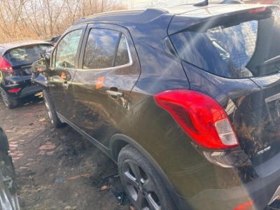 Opel mokka a крила лівий чверть ліва блок двигуна дах поріг karosera піддон фото №1