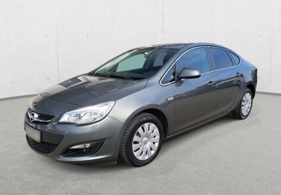 Opel Astra Salon PolskaBezwypadkowyPierwszy Wl...