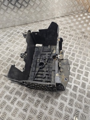Защита корпус аккумулятор 244287528r renault trafic iii 20r фото №1