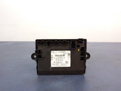 Mercedes s w221 модуль блок керування двері задніх фото №1