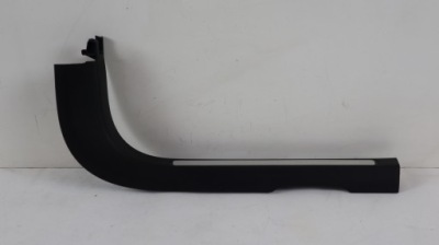 Volvo v60 ii молдинг порог правая перед 31468387 фото №1