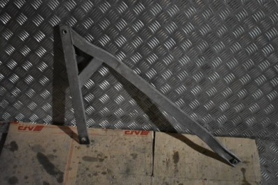 Idealna розпірка задня права mercedes w118 w177 1 фото №1