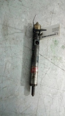 Форсунка renault clio 8200365186 фото №1