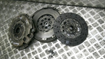 Колесо двомасовий двомасовий маховик ssangyong korando 3 рестайлінг  2017-2019 2,2 фото №1