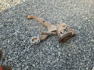 Важіль поворотний кулак лівий задня citroen jumpy iv 2016- фото №1