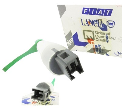 Выключатель света стоп alfa romeo 166 оригинальный номер 46752843 фото №1