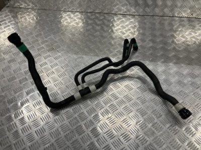 Шланг труба води тройник tesla model 3 17- фото №1