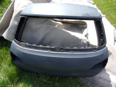 Peugeot 308 t9 крышка багажника задняя фото №1