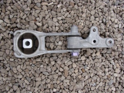 Подушка двигателя toyota yaris iv 1.5 гибрид фото №1