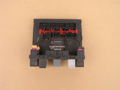 Модуль vw caddy iii 3c8937049s фото №1