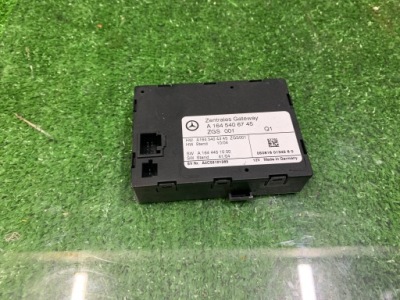 Модуль блок управления шлюз замка a1645406745 mercedes w251 w164 фото №1