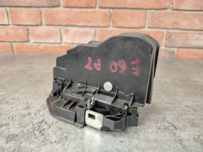 Замок правий задній 7 pin bmw e60 e61 e70 e83 e90 f01 f10 7036172 фото №1