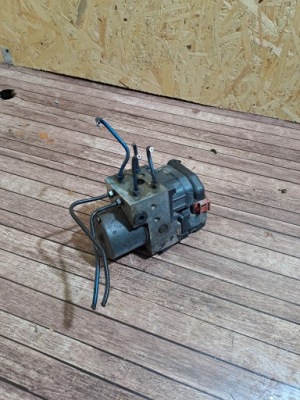 Насос abs 9643777980 peugeot 307 фото №1