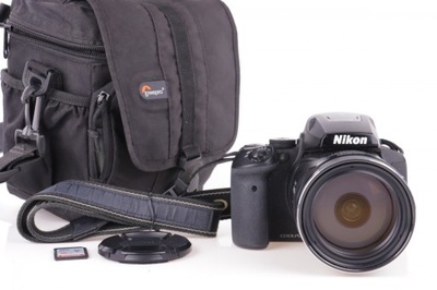 Aparat kompaktowy - Nikon Coolpix P900 - 83x zoom!