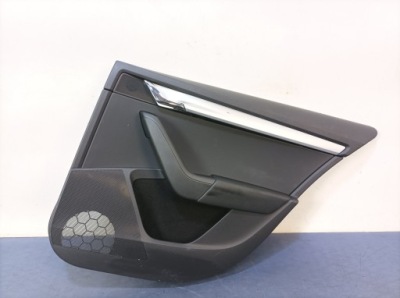 Octavia iii liftback оббивка двері задня правий фото №1