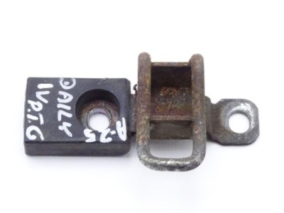 Iveco daily iv v 06-14 засов дверь правый задняя góra фото №1