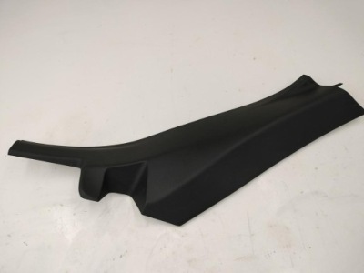 Защита стойка правый задний  bmw 2 218d 2.0d u06 23r 7952098 фото №1
