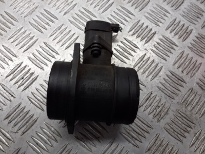 Витратомір vw golf v plus 1.9 tdi 038906461b фото №1