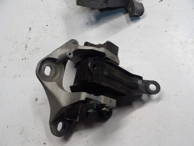 Кронштейн кронштейн mazda cx3 фото №1