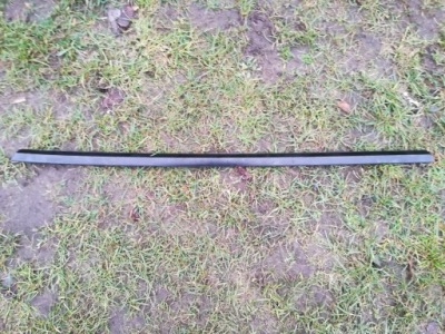 Tesla y молдинг стекло дверь правое задние задний  orygin фото №1