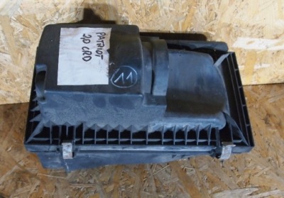 Корпус фильтра воздуха jeep patriot 2.0 crd 04891820ab фото №1