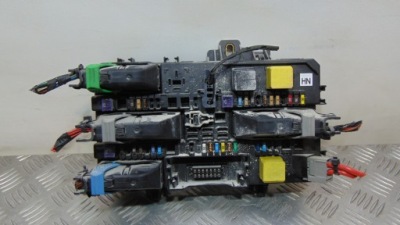 Коробка предохранителей opel astra h 1.9 cdti фото №1