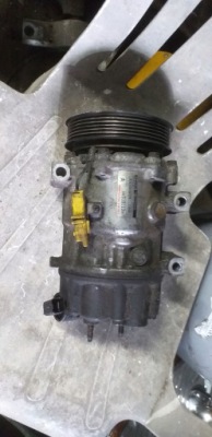 Компресор кондиціонера citroen 2.0 hdi 9651911380 фото №1