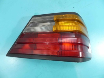 Лампа задний  задняя правая mercedes 124 sedan фото №1