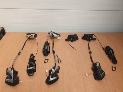 Замок ручка двері перед задня citroen ds5 правий лівий фото №1