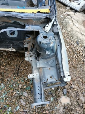 Чверть лонжерон ліва перед volvo v50 фото №1