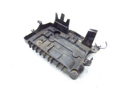 Основание корпус аккумулятор opel corsa d 13296473 фото №1