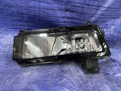 Vw touran ii 15- 5ta лівий протитуманна фара фото №1