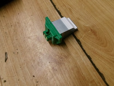 Hyundai ix35 резистор резистор вентилятор фото №1