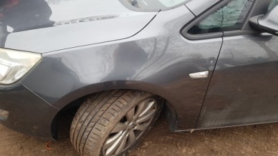 Opel astra j iv z177 крила лівий перед передній фото №1