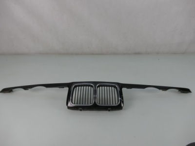 Bmw e34 решітка радіатора решітка радіатора радіатора 1973825 фото №1