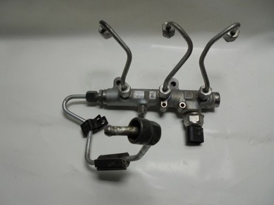 Молдинг впрыскная трубка audi a4 a5 q5 q5 a6 059130089bs 05a906051 фото №1