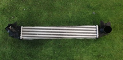 Радіатор інтеркулер mini f55 f56 f57 f60 bmw f39 f45 f46 8645761 фото №1