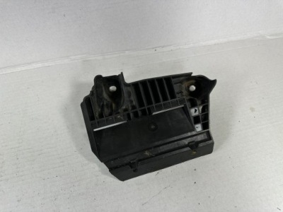 Mondeo mk5 кронштейн аккумулятор dg93-10663-b фото №1