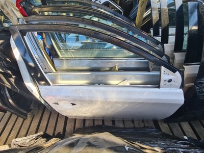 Toyota auris ii 2 двері праве перед задня фото №1