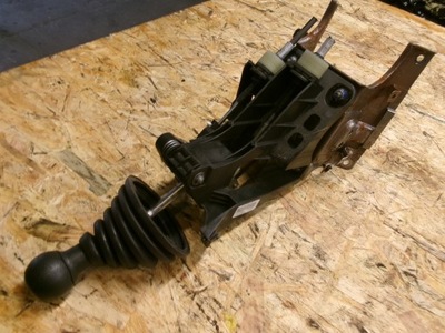 Suzuki splash домкрат перемикання передач фото №1