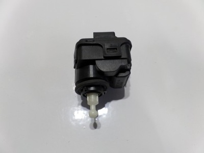 Audi a6 c5 моторчик регулировки лампы 4b0941295 фото №1