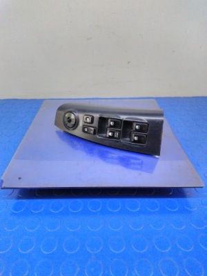 Kia sportage ii перемикачі панель вікон дзеркал фото №1