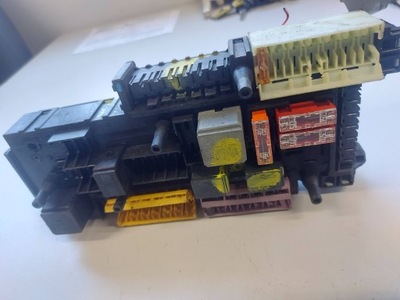 Mercedes w204 модуль sam 2045453901 фото №1